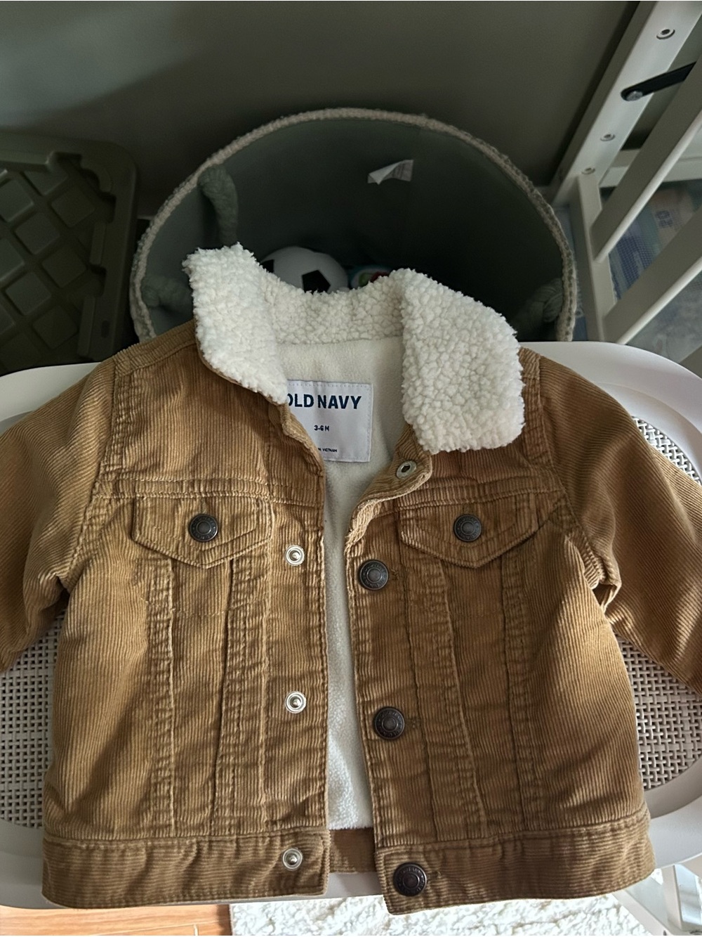 Old Navy baby boy Sherpa-Lined Corduroy Jacket - Brown